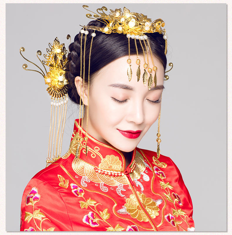 步搖古典造型新娘頭飾，金色花枝高貴發(fā)飾