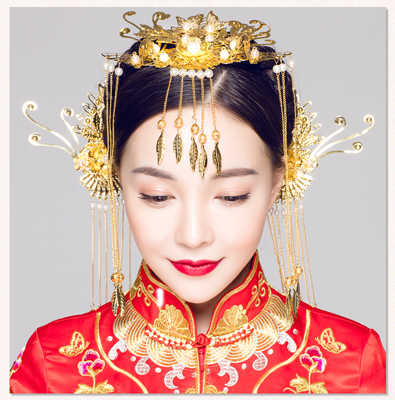 步搖古典造型新娘頭飾，金色花枝高貴發(fā)飾