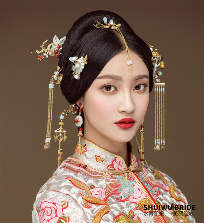 古玉串珠中式流蘇頭飾，新娘古裝發(fā)飾套裝