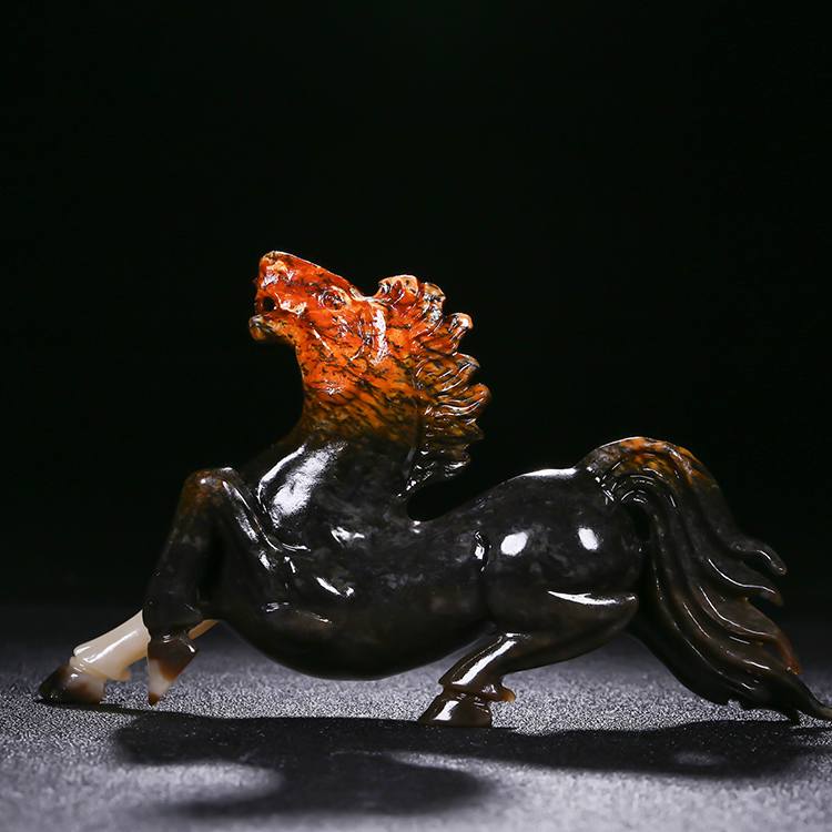 馬到功成天然和田玉手把件，玉石生肖馬擺件