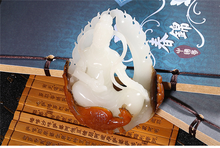 鳳拜觀音手玩件白玉把件，和田玉白玉籽料觀音