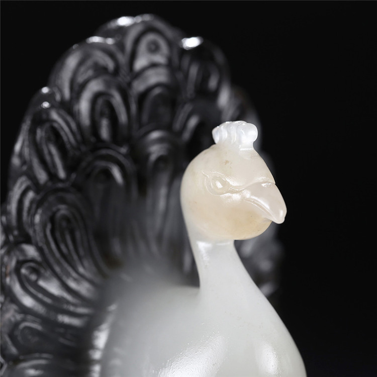 天然和田玉孔雀吊墜，白玉籽料掛件項(xiàng)鏈