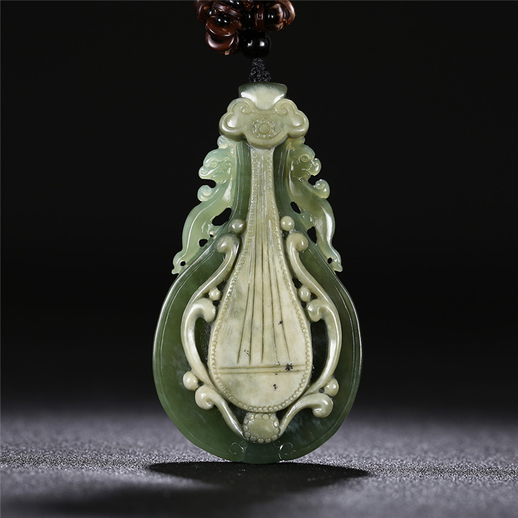 精美琵琶如意和田碧玉項(xiàng)鏈，天然玉石掛墜