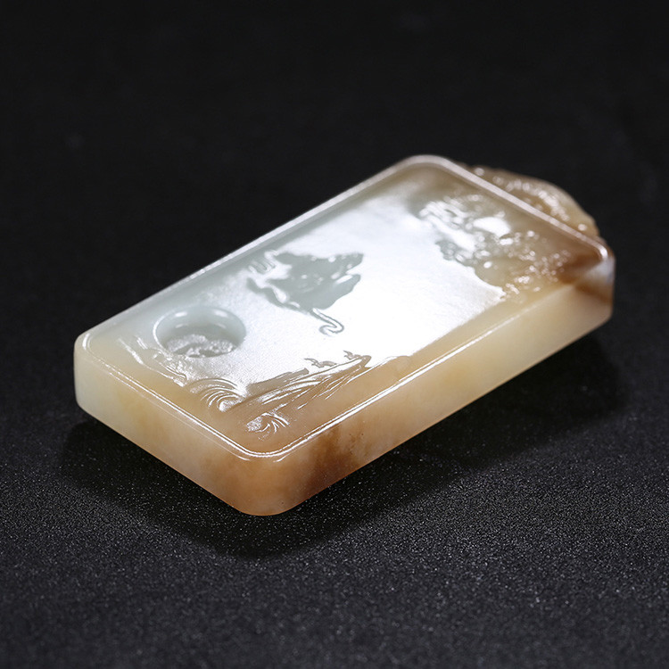 神龍送福人間山水玉牌掛件，天然糖白玉項鏈