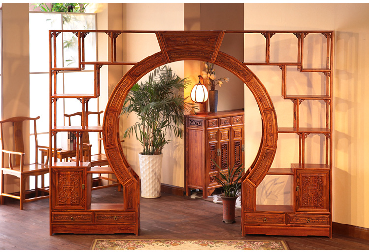 中式實(shí)木雙圈月洞門博古架，雙面雕花隔斷南榆