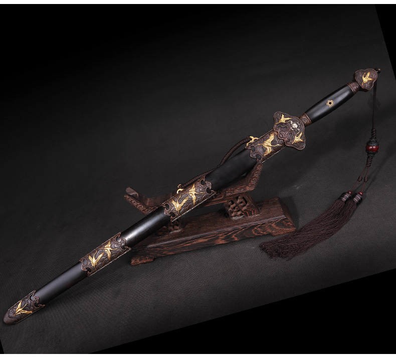 仙鶴劍花紋鋼覆土燒刃寶劍，工藝禮品劍長款