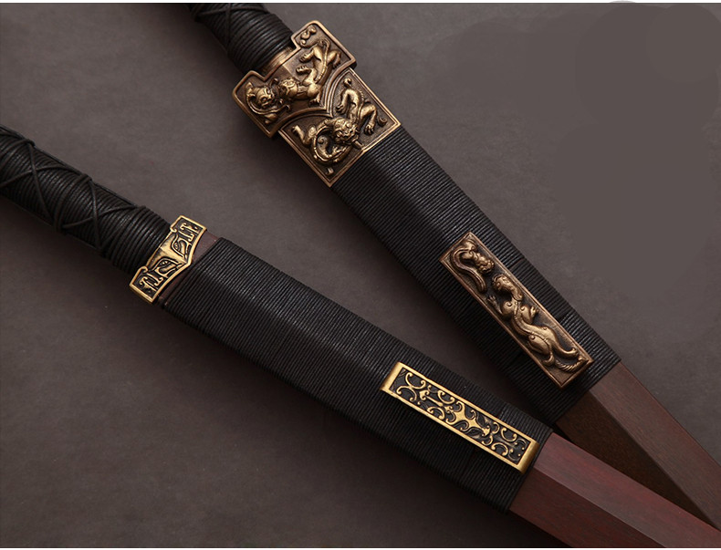 九龍羽毛紋漢劍，長劍雙手寶劍