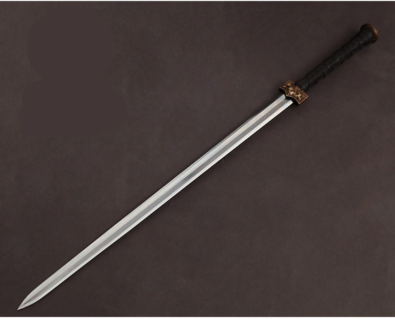 九龍羽毛紋漢劍，長劍雙手寶劍
