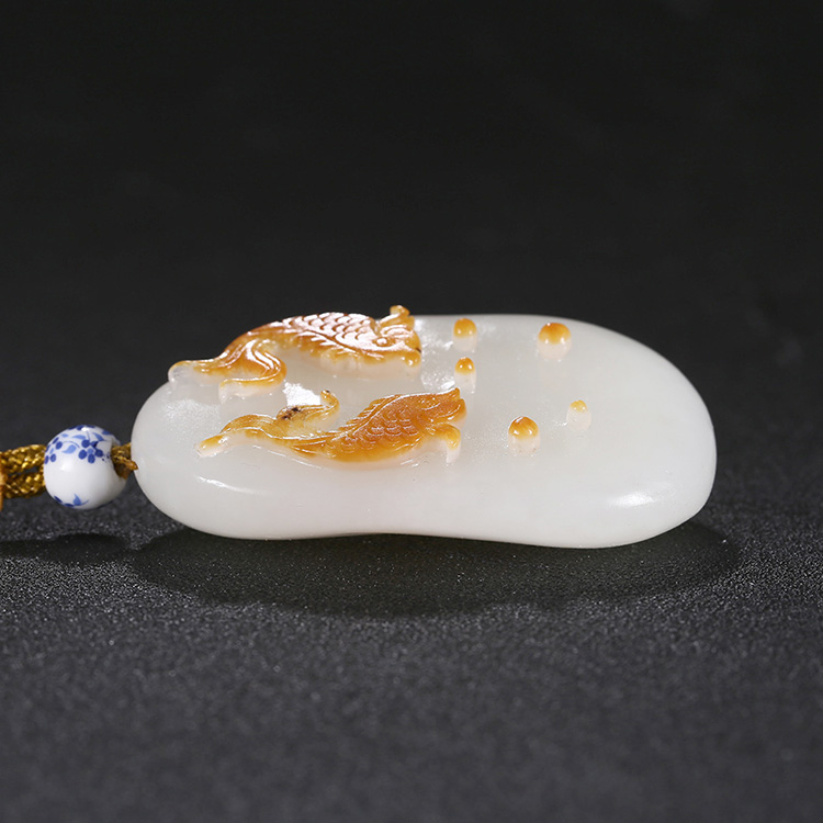 年年有余和田玉魚吊墜，天然白玉掛墜玉墜