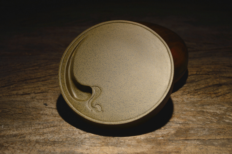 老坑黃魚子原石籽料硯臺，四大名硯歙硯硯臺