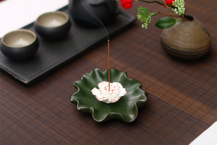 蓮花香爐香插線香爐，創(chuàng)意唯美中式陶瓷熏香爐