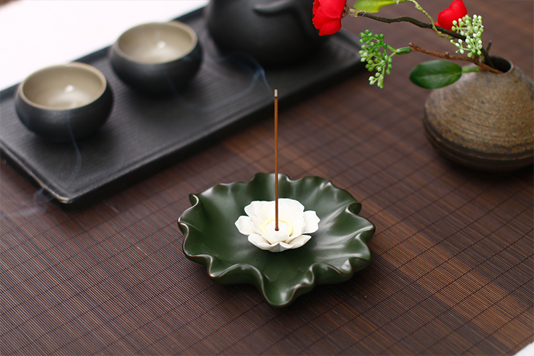 蓮花香爐香插線香爐，創(chuàng)意唯美中式陶瓷熏香爐