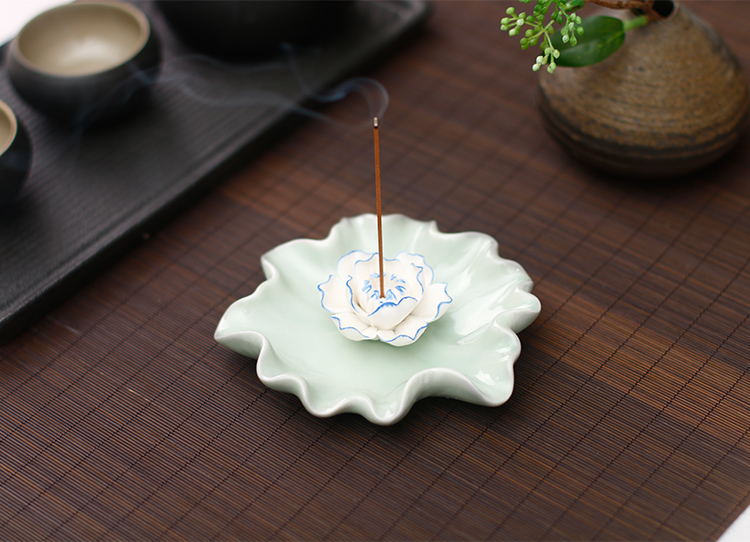 蓮花香爐香插線香爐，創(chuàng)意唯美中式陶瓷熏香爐