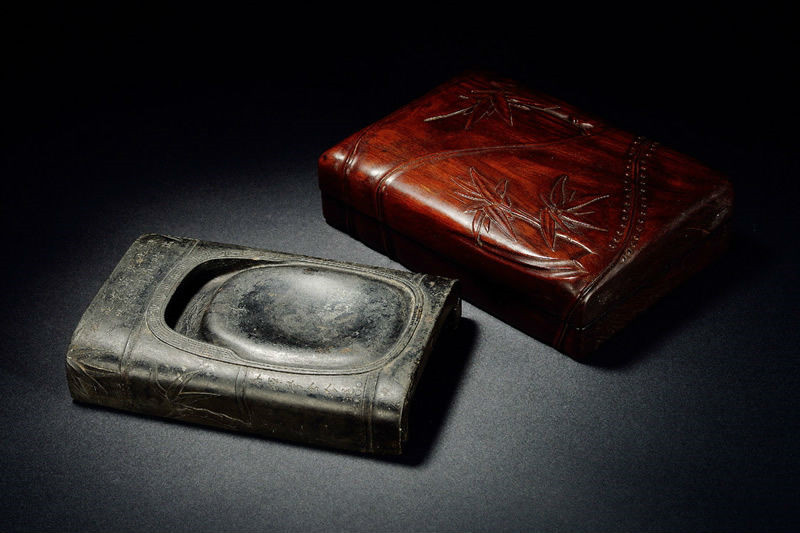 文房四寶硯臺(tái)之名硯?kù)ǔ? src="/yuedu/d/file/bigpic/190404/04/14-1FR4154156-50.jpg" / data-FkUK="aG9nIk"><img alt=