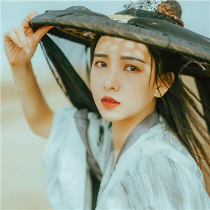 大漠孤煙古風(fēng)女子真人頭像，唯美女生qq頭像