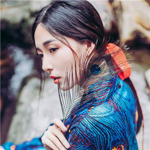 林間溪水靈氣女子頭像，唯美古風(fēng)頭像真人