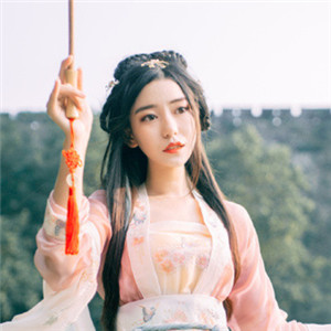 灼灼風(fēng)姿古風(fēng)真人頭像，好看的女生qq頭像