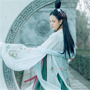 竹青風(fēng)悠女子清雅古風(fēng)頭像，唯美女生真人頭像