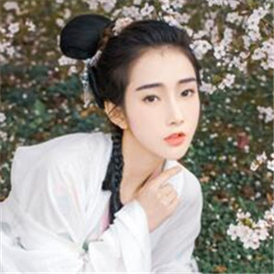 櫻花樹下古風女子頭像，真人古風頭像大全