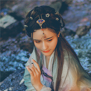 星輝光影漢服古風(fēng)女子頭像，妖媚女生頭像