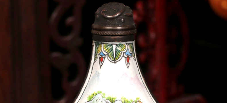 匠心啟航閱讀傳統(tǒng)手工藝銅胎琺瑯彩鼻煙壺