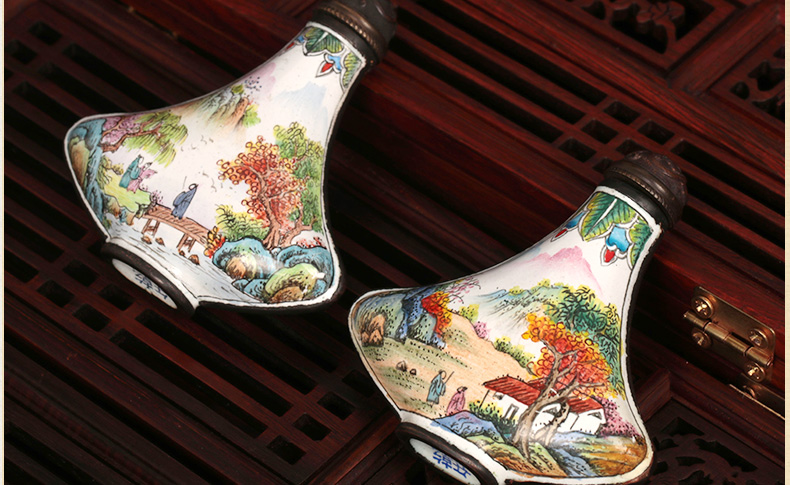 匠心啟航閱讀傳統(tǒng)手工藝銅胎琺瑯彩鼻煙壺