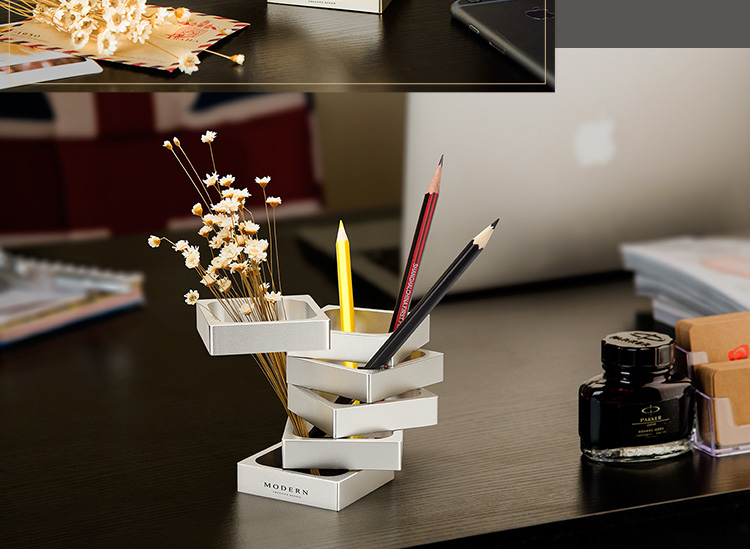 創(chuàng)意時尚變形高檔金屬鋁合金簡約筆筒