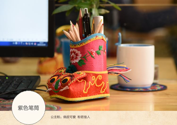 匠心啟航閱讀傳統(tǒng)手工懷舊迷你小鞋子簡約刺繡筆筒