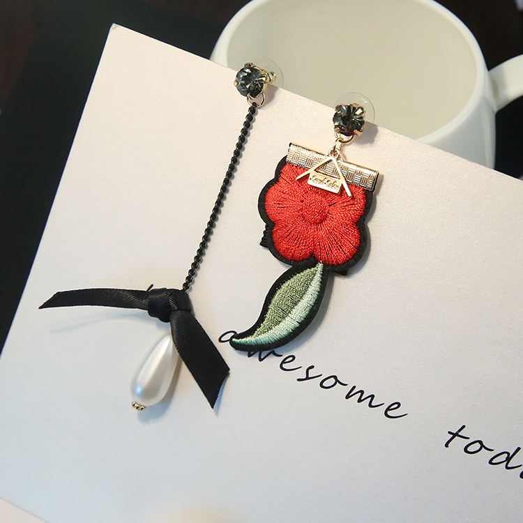 匠心啟航閱讀時尚刺繡耳環(huán)不對稱耳釘長款珍珠吊墜