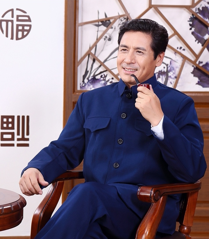 匠心啟航閱讀精練大方中老年中山裝