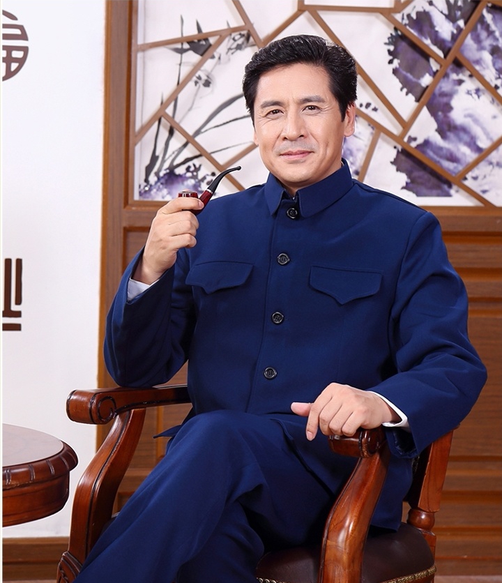 匠心啟航閱讀精練大方中老年中山裝