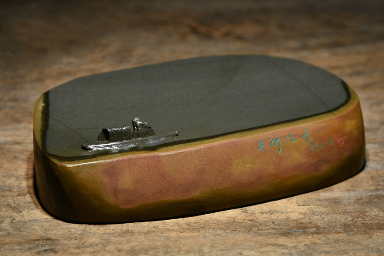 金皮籽簡(jiǎn)樸硯臺(tái)，自然意境中國(guó)硯臺(tái)