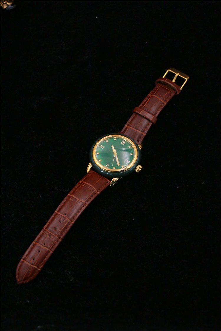 華貴精致玉石手表，典雅大氣綠松石