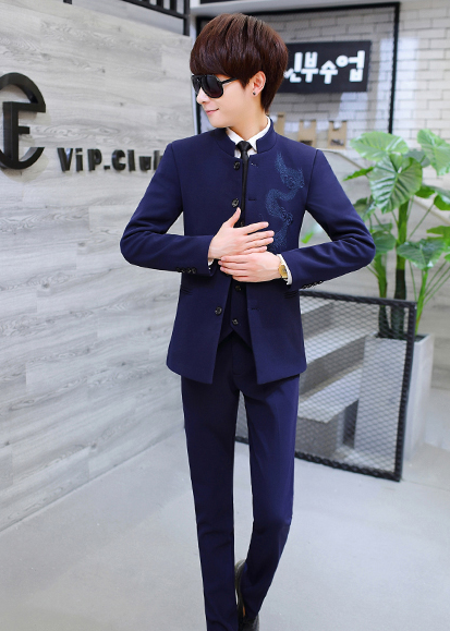 匠心啟航閱讀繡龍中山裝，休閑時尚學(xué)生中山裝