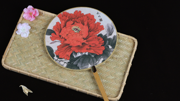 六款圖案女式團扇，古風(fēng)工藝漢服古典扇子圖片