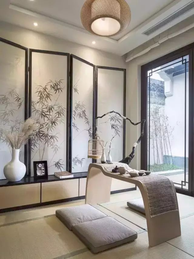 薄薄的屏風(fēng)，隔而不離典雅大方