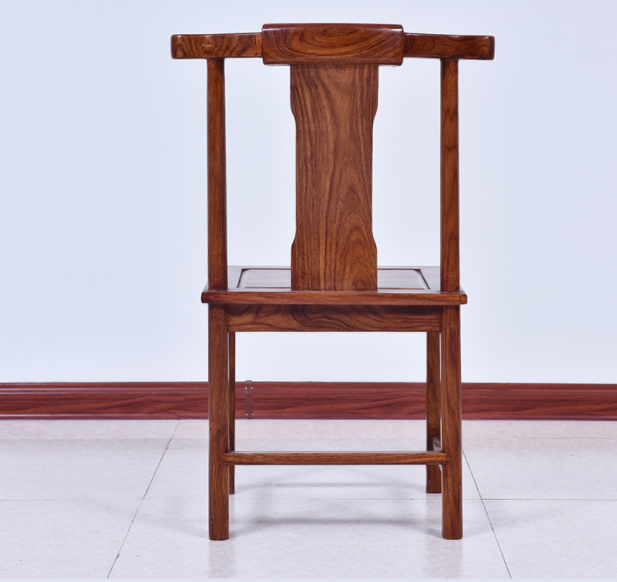簡約中式實木椅子，花梨木雕花官帽椅子