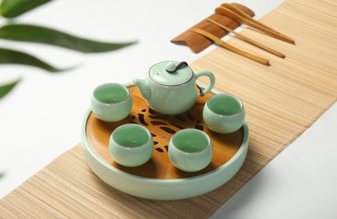 一盞清禪青瓷茶盤，陶瓷手繪荷花茶具