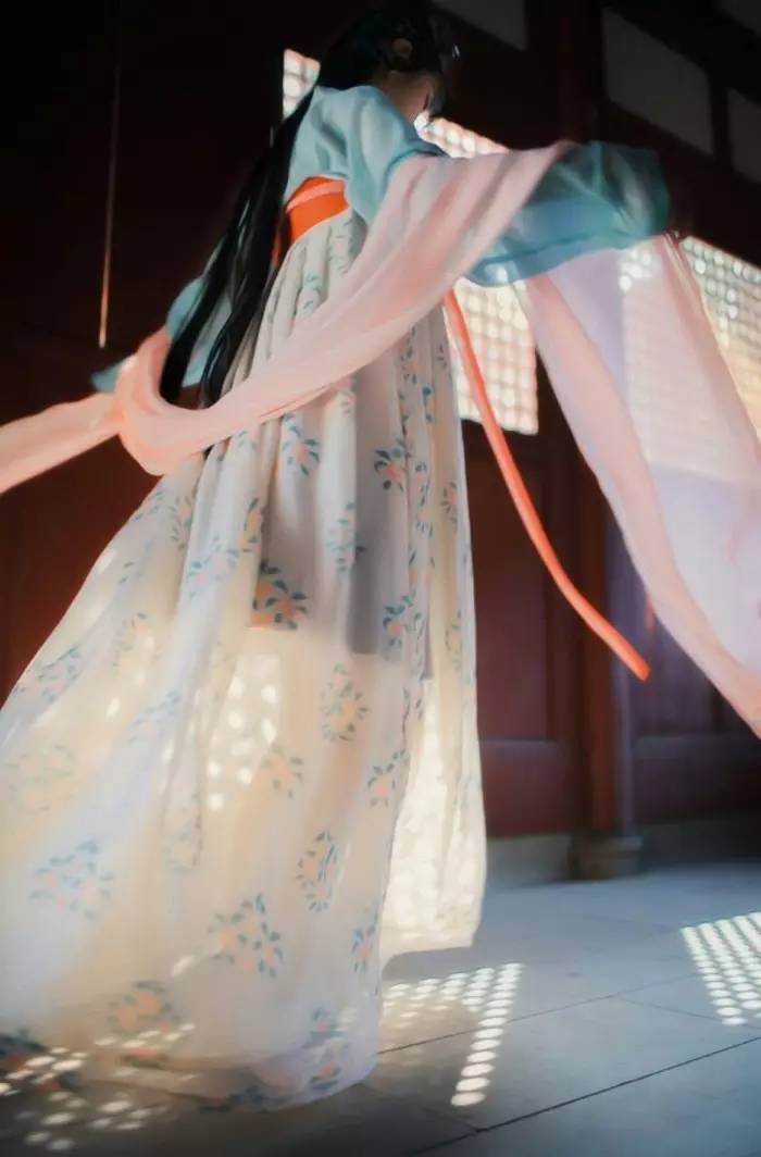 古裝漢服女襦裙，漢元素飄逸清新淡雅漢服