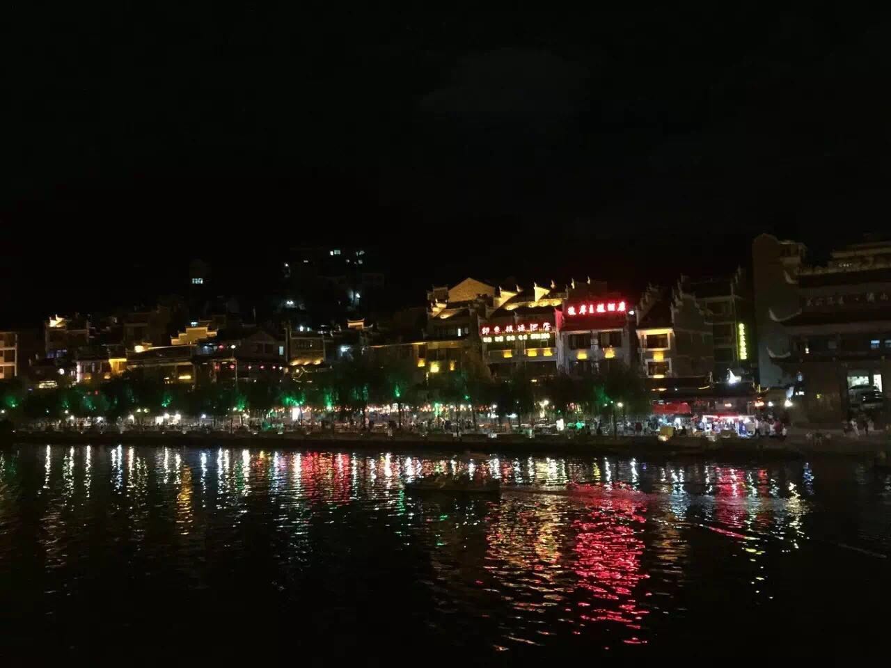 探尋古鎮(zhèn)鎮(zhèn)遠，一座千年古城