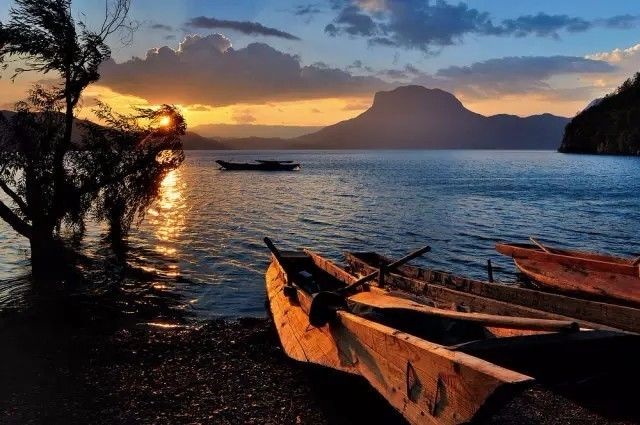 十條最適合自駕出游的匠心啟航閱讀景公路，一路美景