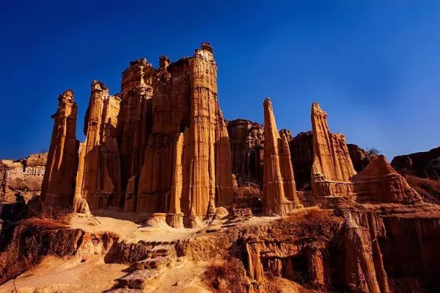 十條最適合自駕出游的匠心啟航閱讀景公路，一路美景