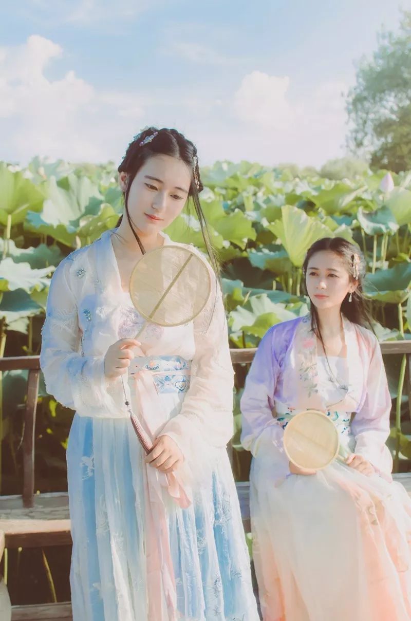 一組優(yōu)秀的古裝美女?dāng)z影賞析，韻味十足