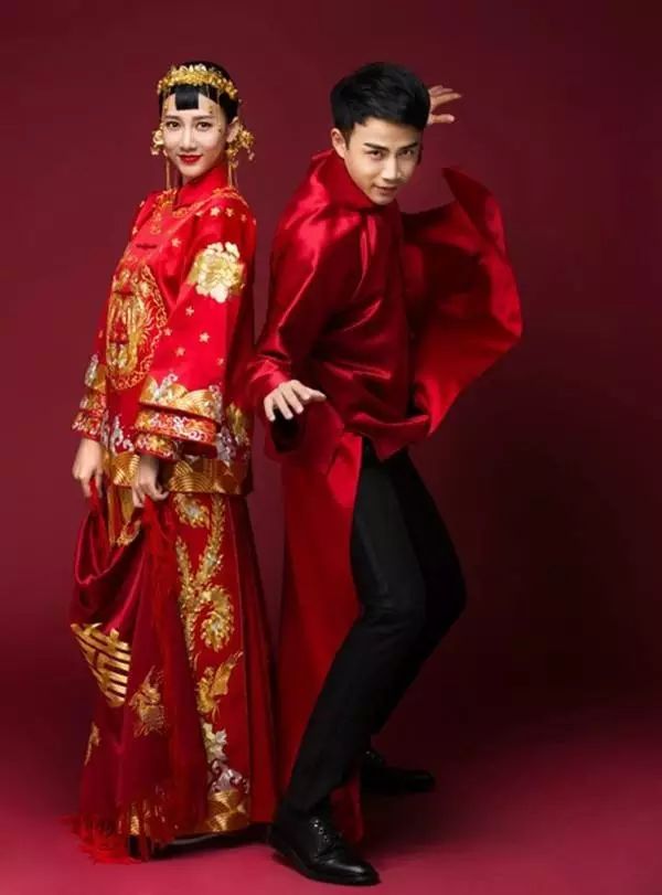 中式婚禮，走心的明星禮服