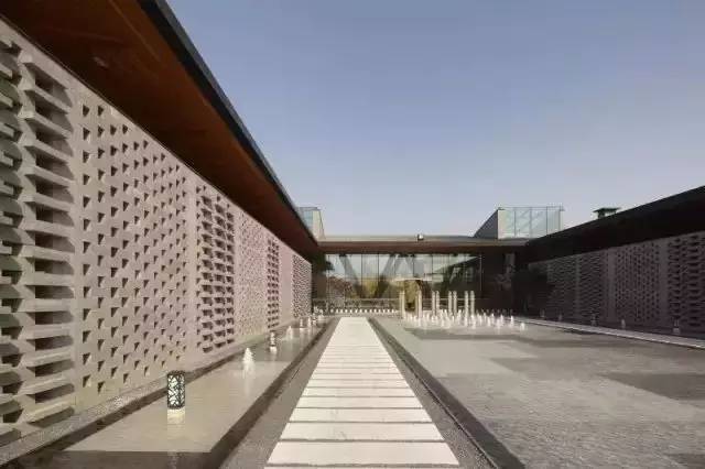 論新中式建筑中的景觀手法，傳統(tǒng)藝術(shù)構(gòu)造