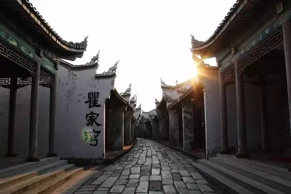 這些古鎮(zhèn)就藏在湖北，綿綿陰雨天更具柔情