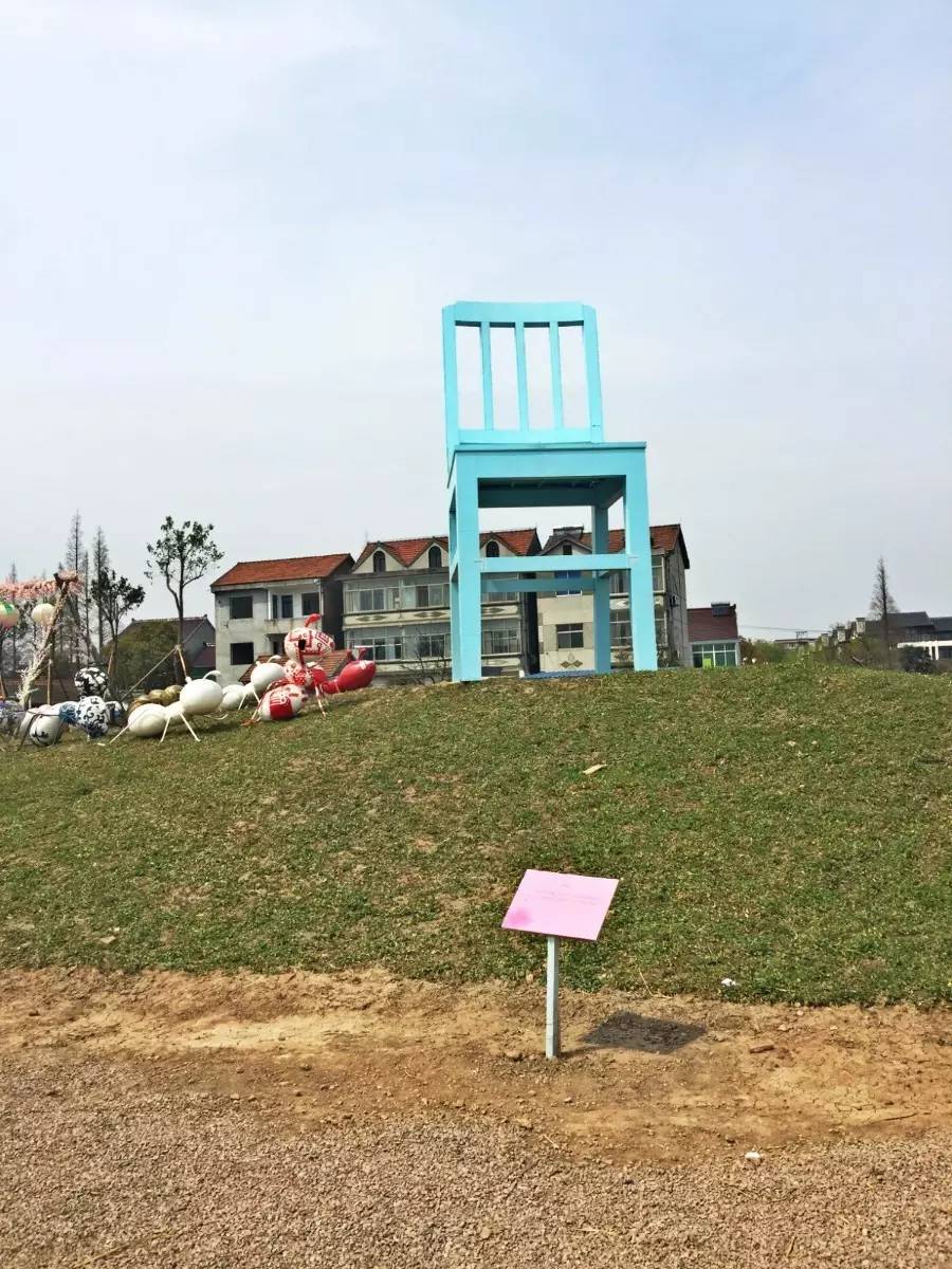 古鎮(zhèn)之外的新場，或許更有新意