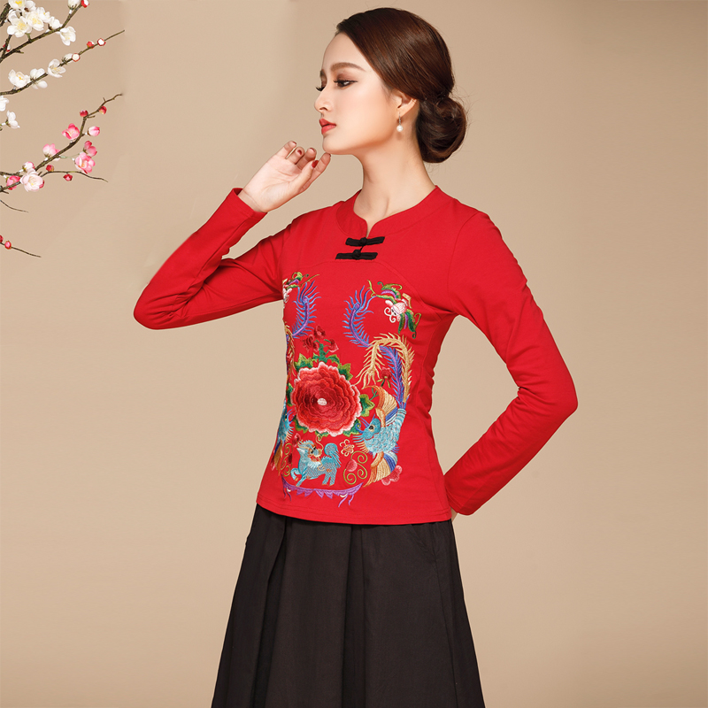 匠心啟航閱讀云南民族風(fēng)服裝，紅色刺繡上衣民族服裝