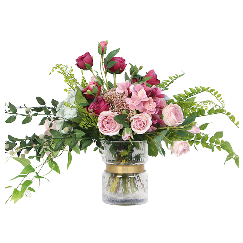 花藝的美，雨露中的花藝