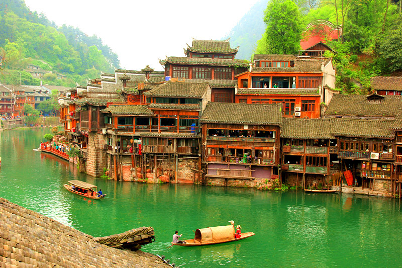 一座古香古色的古鎮(zhèn)，湖南鳳凰古城